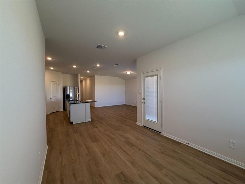 Spacious, unfurnished interior of a new home in Eastern Wells, Jarrell (Image 9).
