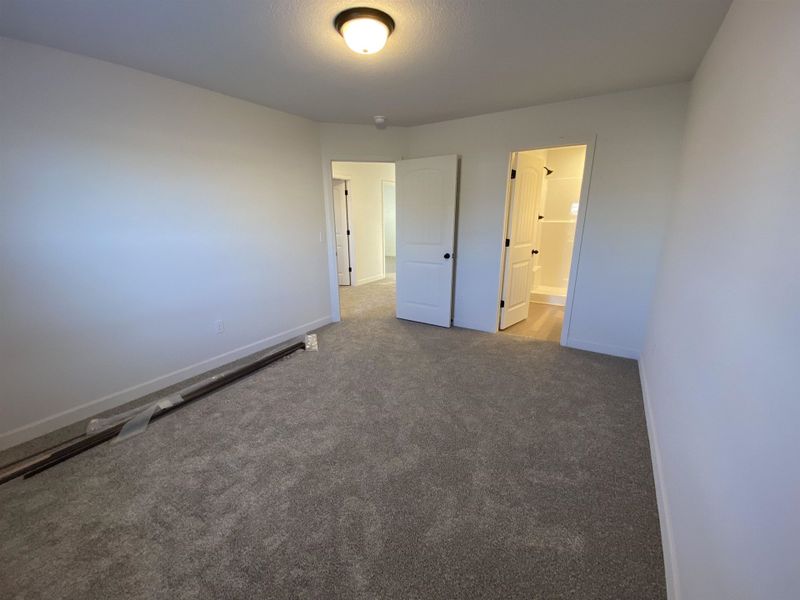 Spacious, unfurnished interior of a new home in Gentry Place, Spartanburg (Image 22).