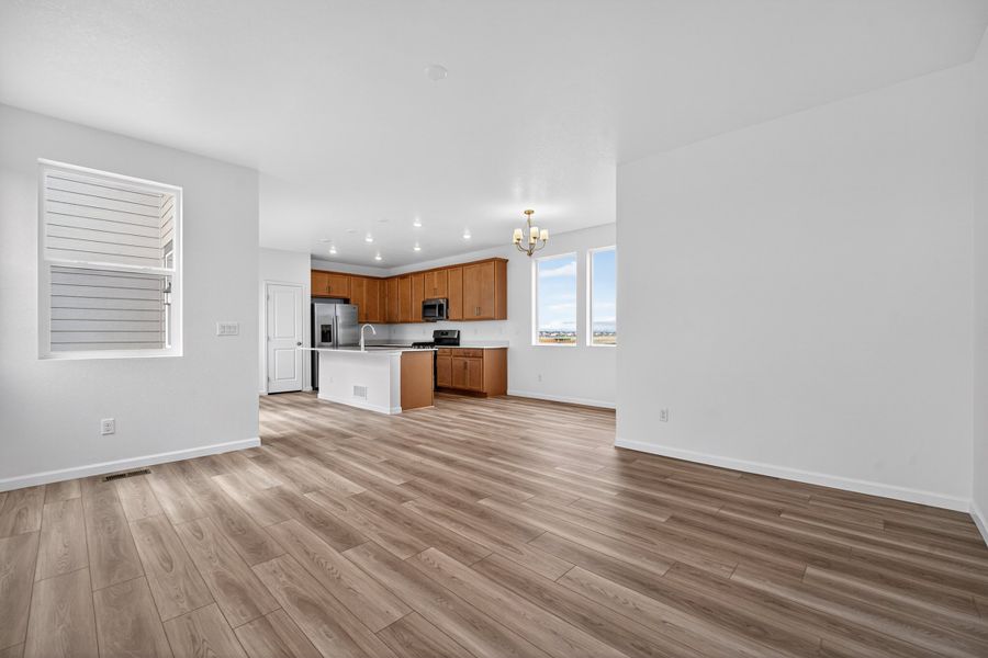 Spacious, unfurnished interior of a new home in Sky Ranch, Watkins (Image 10).