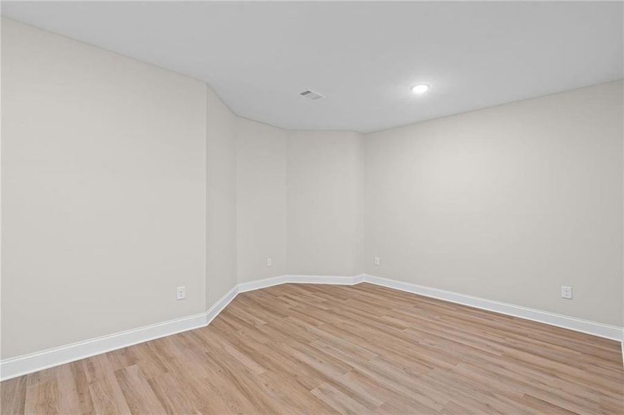 Spacious, unfurnished interior of a new home in Laurel View, Suwanee (Image 50). Spacious, unfurnished interior of a new home in Laurel View, Suwanee (Image 50).