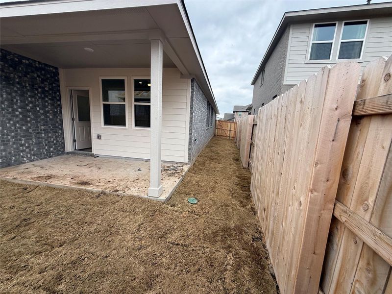 Exterior details and patio area of a home in La Cima, San Marcos (Image 23).