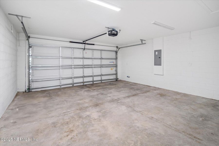 Spacious, unfurnished interior of a new home in , Palm Coast (Image 24). Spacious, unfurnished interior of a new home in , Palm Coast (Image 24).