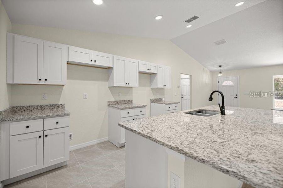 Furnished interior view inside a new home in , Ocklawaha (Image 5).