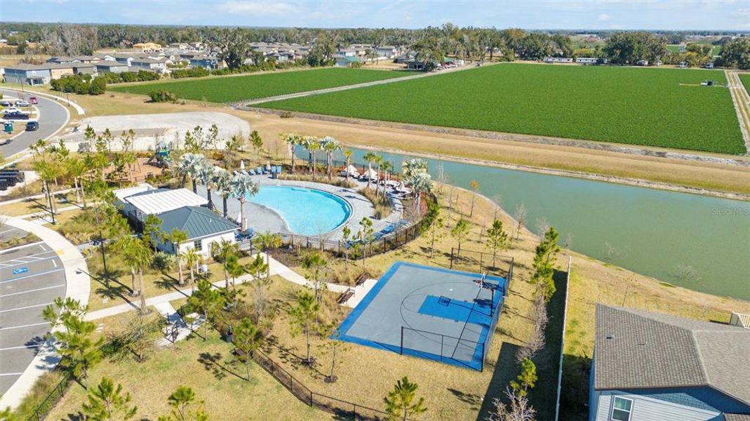 Community amenities in Park East, Plant City (Image 18).