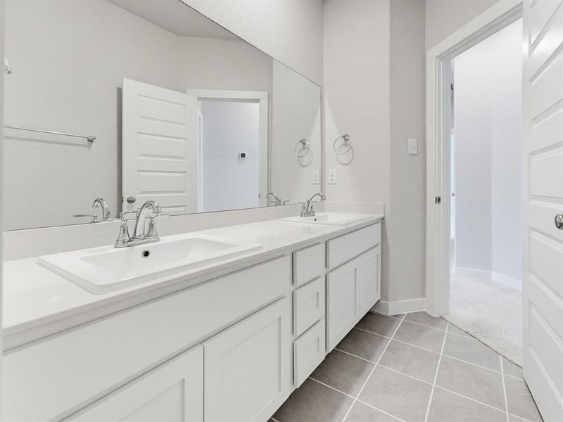 Furnished interior view inside a new home in Madero, Haslet (Image 16).