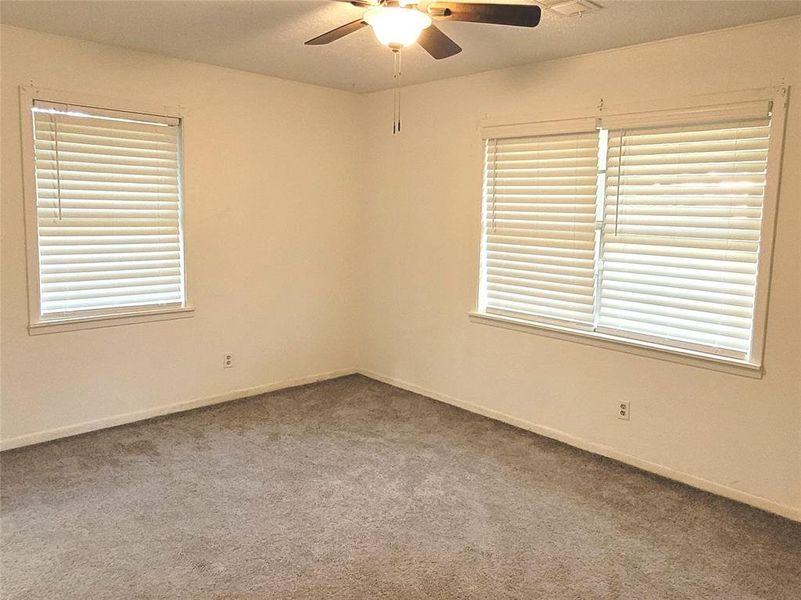 Spacious, unfurnished interior of a new home in , Paris (Image 15).