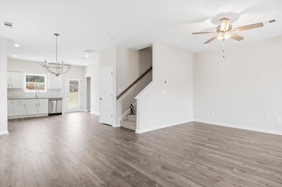 Spacious, unfurnished interior of a new home in Creekside Manor, Thomaston (Image 8).