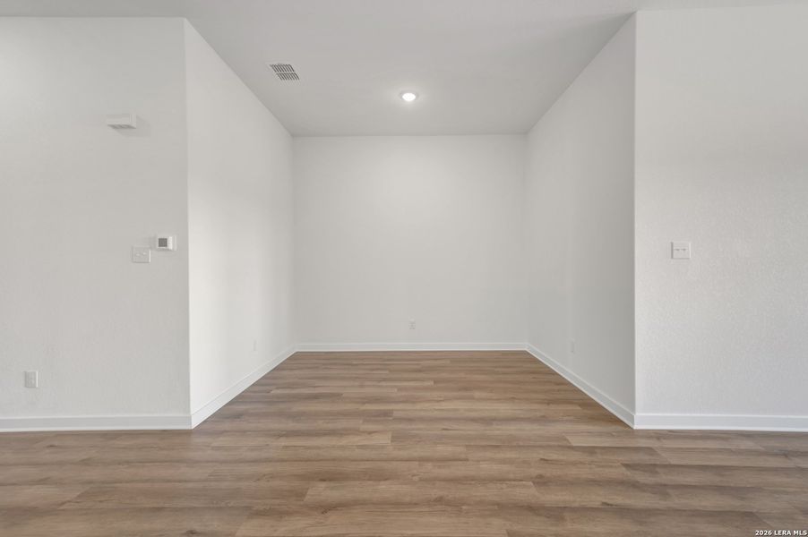 Spacious, unfurnished interior of a new home in Paloma Park, Converse (Image 41).