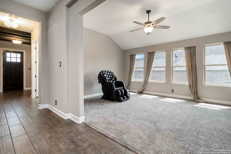 Spacious, unfurnished interior of a new home in The Preserve at Singing Hills 50's, Spring Branch (Image 17).