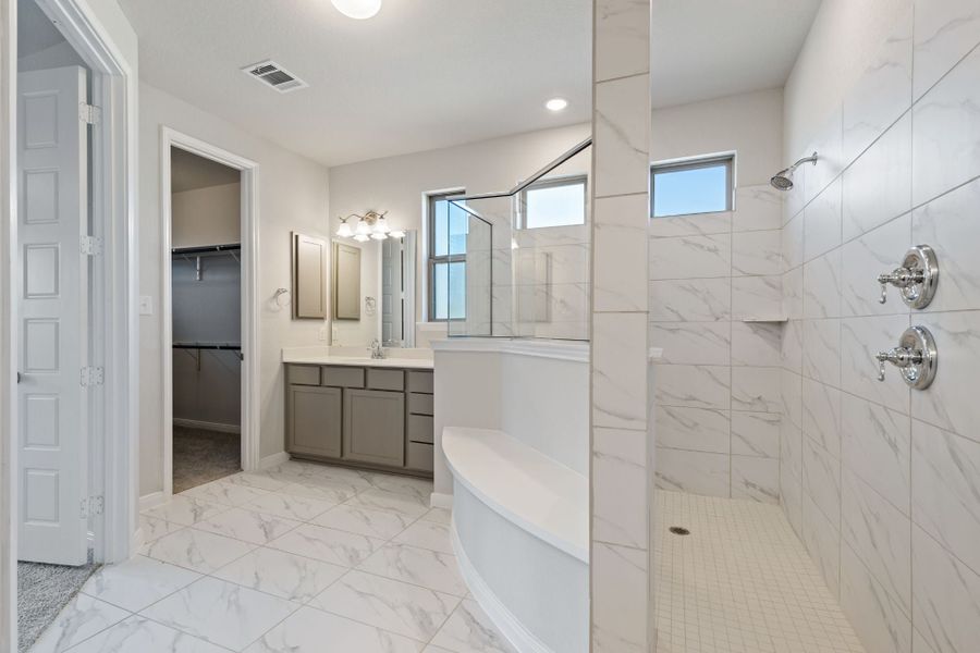 3,403sf New Home in Leander, TX.  - Slide 38