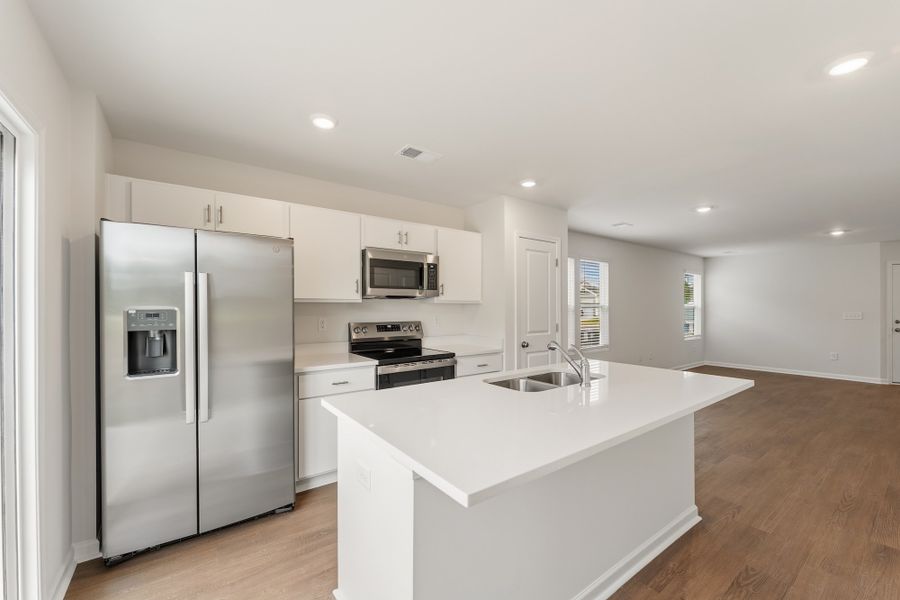 Furnished interior view inside a new home in Evergreen, Spartanburg (Image 13).