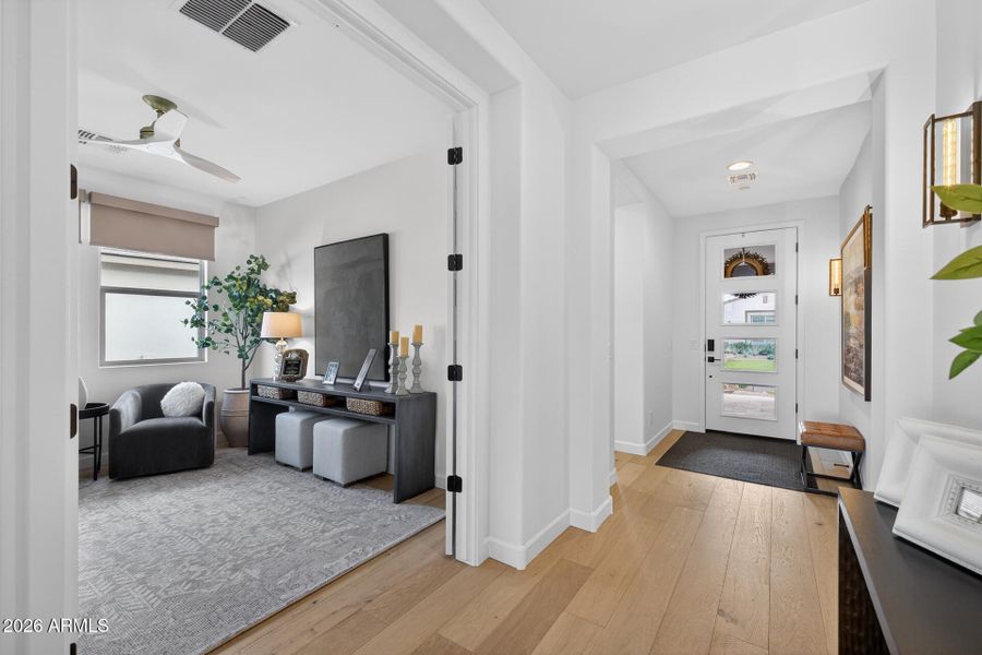 42) FOYER_DEN 42) FOYER_DEN