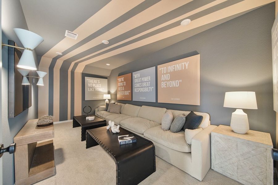 Furnished interior view inside a new home in Grange 45', Katy (Image 33).