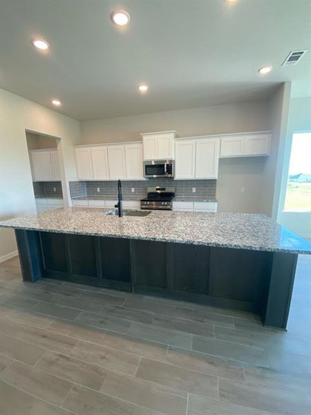 Furnished interior view inside a new home in Hillview Addition, Decatur (Image 4).