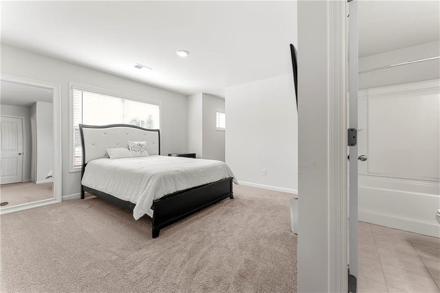 Furnished interior view inside a new home in Genesee, Newnan (Image 33).