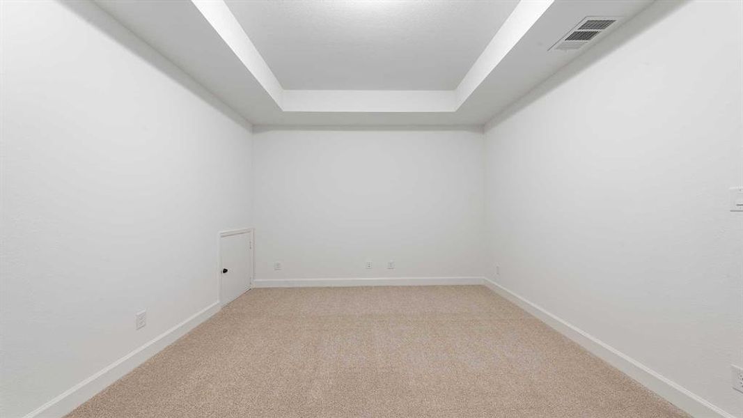 Spacious, unfurnished interior of a new home in The Lakes Of Somercrest 60', Midlothian (Image 23). Spacious, unfurnished interior of a new home in The Lakes Of Somercrest 60', Midlothian (Image 23).