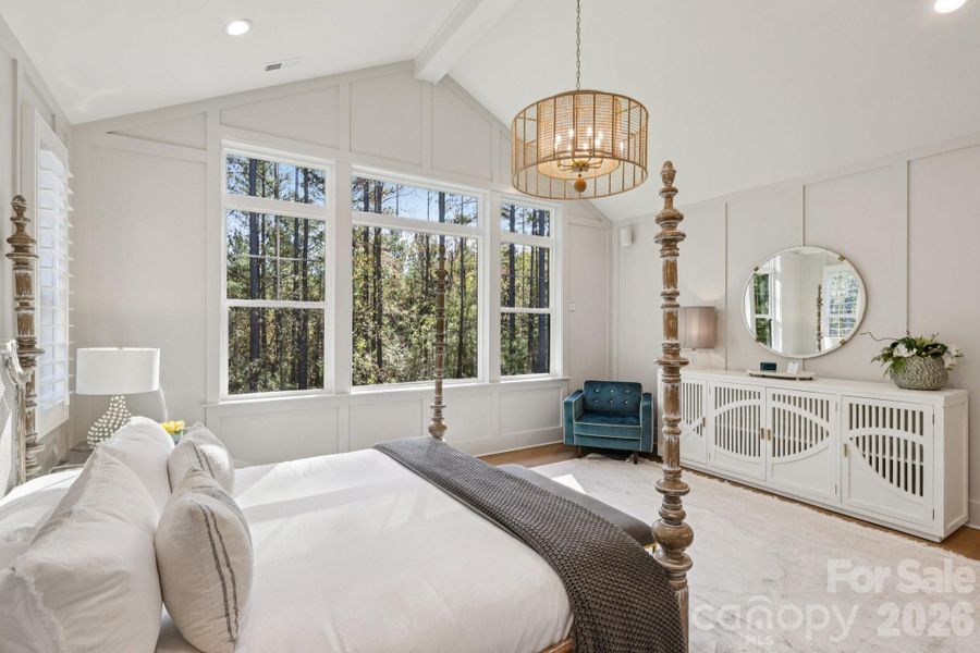 Oversized windows that pours in natural light