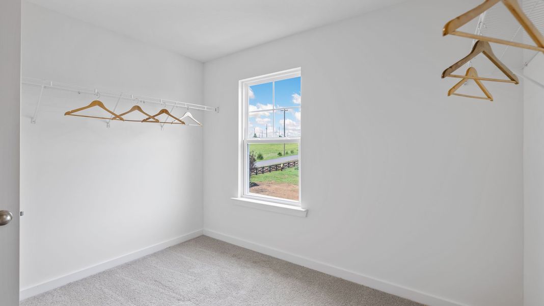 Image 47 representing the Richland by D.R. Horton in Mary's Pointe, Clinton, TN.