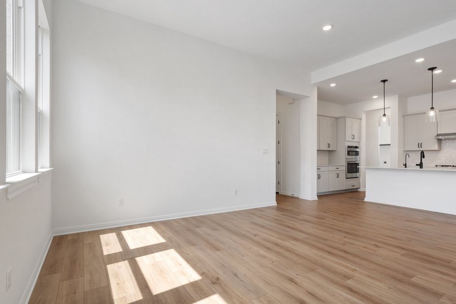 Representative unfurnished interior of a home built from the Waterville by Ashton Woods in The Trails at Carmel, Pflugerville (Image 60).