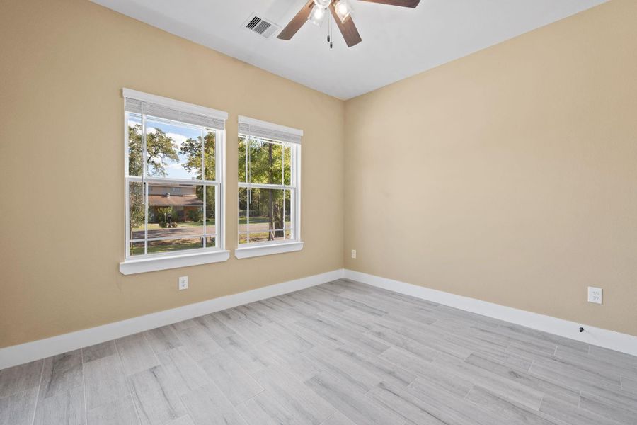 Spacious, unfurnished interior of a new home in , Livingston (Image 21).