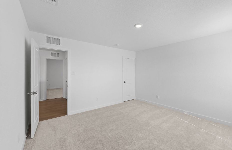Spacious, unfurnished interior of a new home in Skyview, Belton (Image 19). Spacious, unfurnished interior of a new home in Skyview, Belton (Image 19).