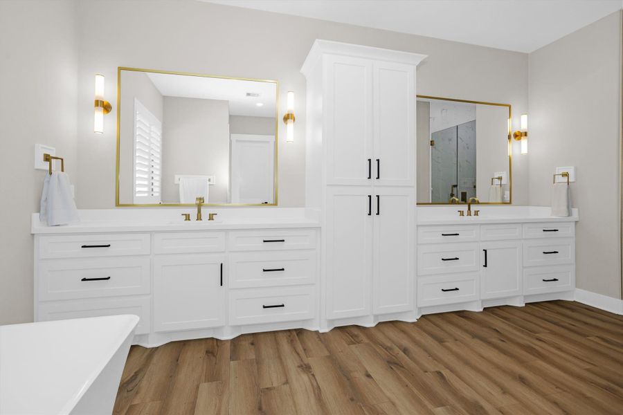 Dual vanities with ample storage