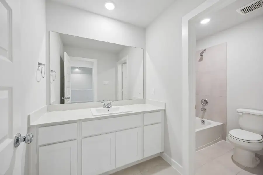 Bathroom in the Mesquite home plan by Trophy Signature Homes – REPRESENTATIVE PHOTO Bathroom in the Mesquite home plan by Trophy Signature Homes – REPRESENTATIVE PHOTO