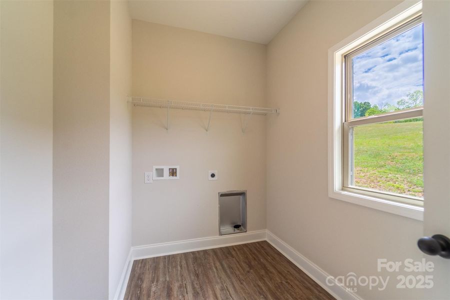 Image 32 of a home in .