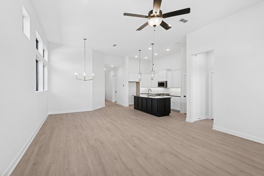 Spacious, unfurnished interior of a new home in Pomona 45' Homesites, Manvel (Image 24). Spacious, unfurnished interior of a new home in Pomona 45' Homesites, Manvel (Image 24).
