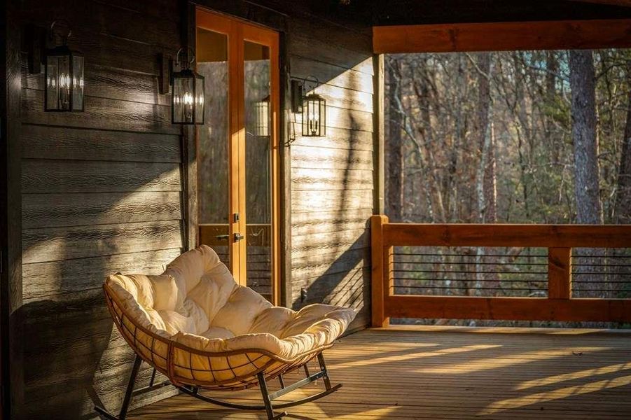 Exterior details and patio area of a home in , McCaysville (Image 31).