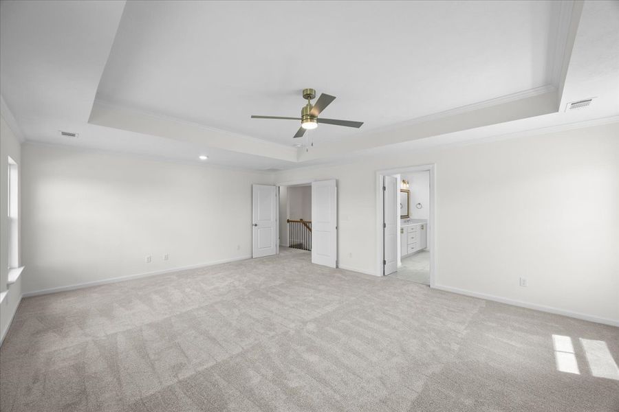 Spacious, unfurnished interior of a new home in Windsor, North Augusta (Image 36).