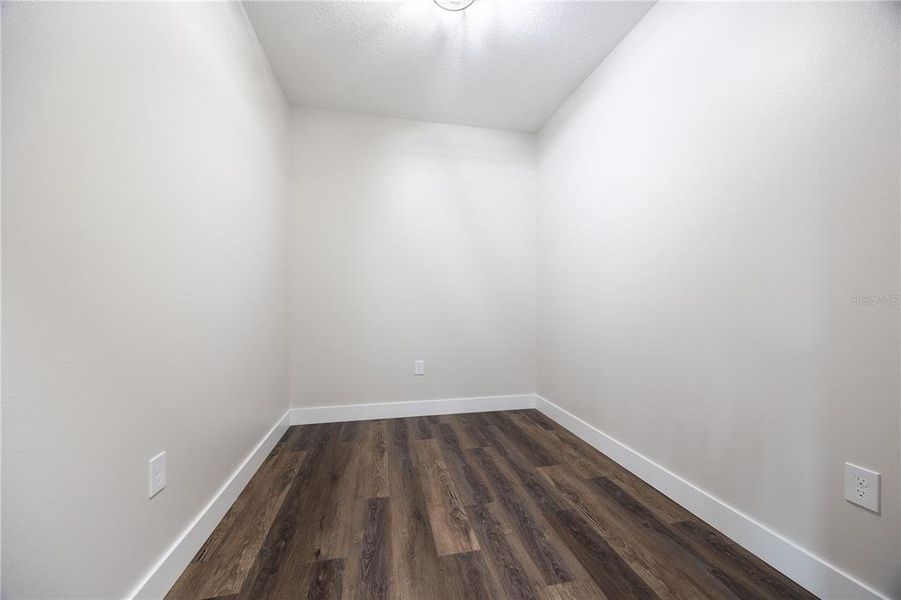 Spacious, unfurnished interior of a new home in , Lake City (Image 40).