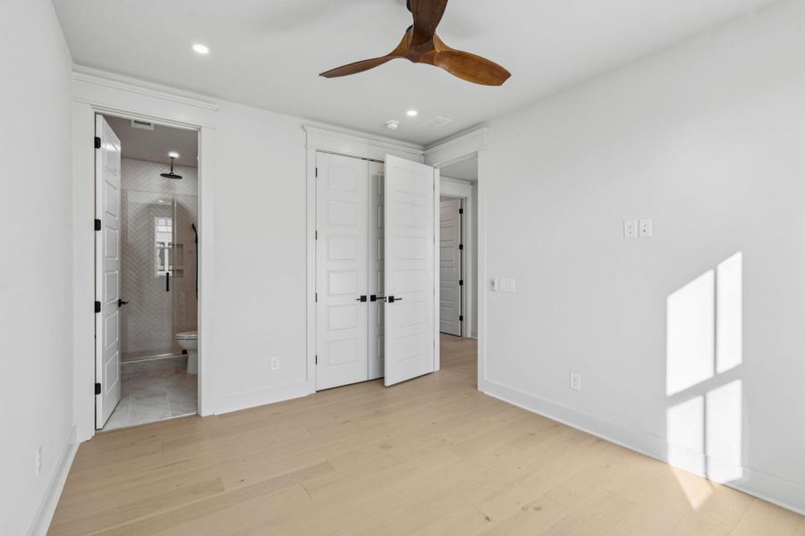 Spacious, unfurnished interior of a new home in , Johns Island (Image 28). Spacious, unfurnished interior of a new home in , Johns Island (Image 28).