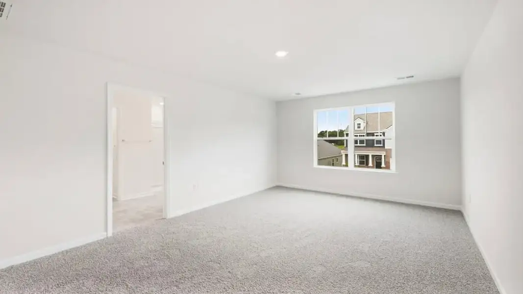 Spacious, unfurnished interior of a new home in Spring Ridge, Anderson (Image 31).