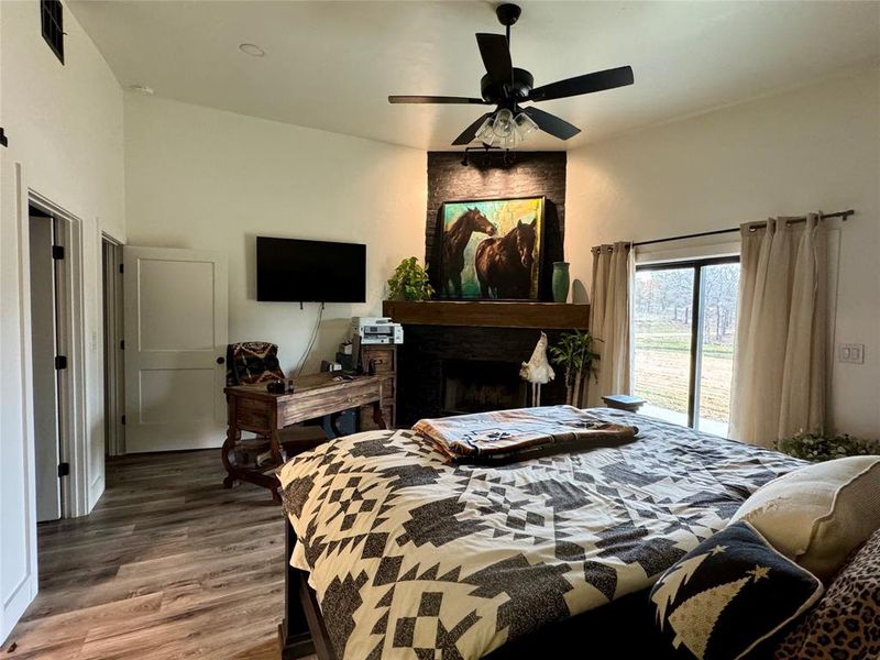 Furnished interior view inside a new home in , Hico (Image 6). Furnished interior view inside a new home in , Hico (Image 6).