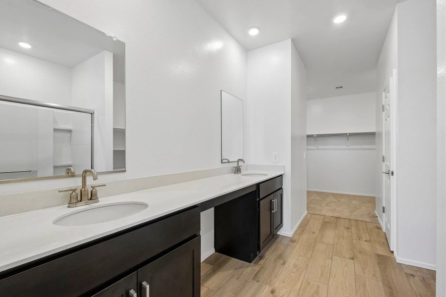 Primary bath