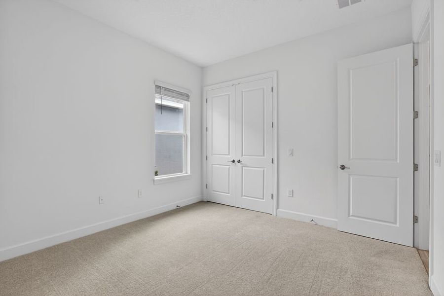 Spacious, unfurnished interior of a new home in Center Lake Ranch Community Group Page, St. Cloud (Image 30).
