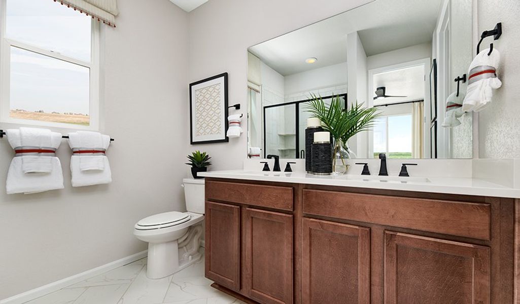 Cypress-R953-NorthVistaHighlands Primary Bathroom