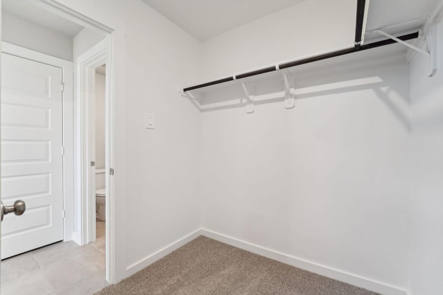 Photo is not of the actual home, but is an inspirational photo of builder’s model home and may depict options, furnishings, and/or decorator features that are not included Photo is not of the actual home, but is an inspirational photo of builder’s model home and may depict options, furnishings, and/or decorator features that are not included