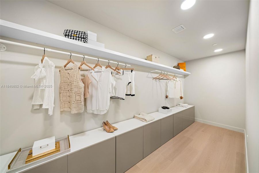 Furnished interior view inside a new home in , Miami Beach (Image 43).