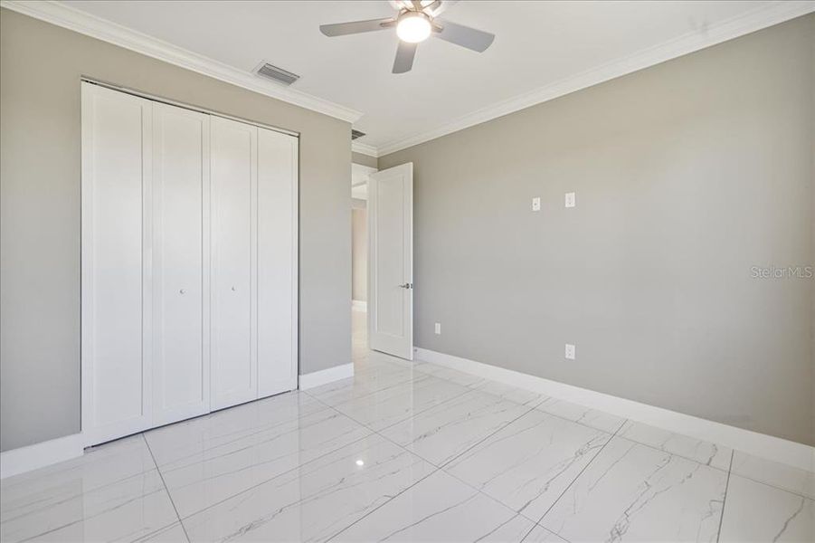 Spacious, unfurnished interior of a new home in , Lehigh Acres (Image 12).