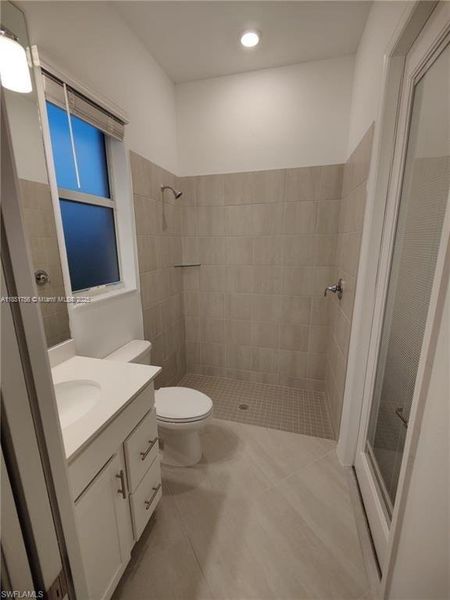 Furnished interior view inside a new home in , Immokalee (Image 38).