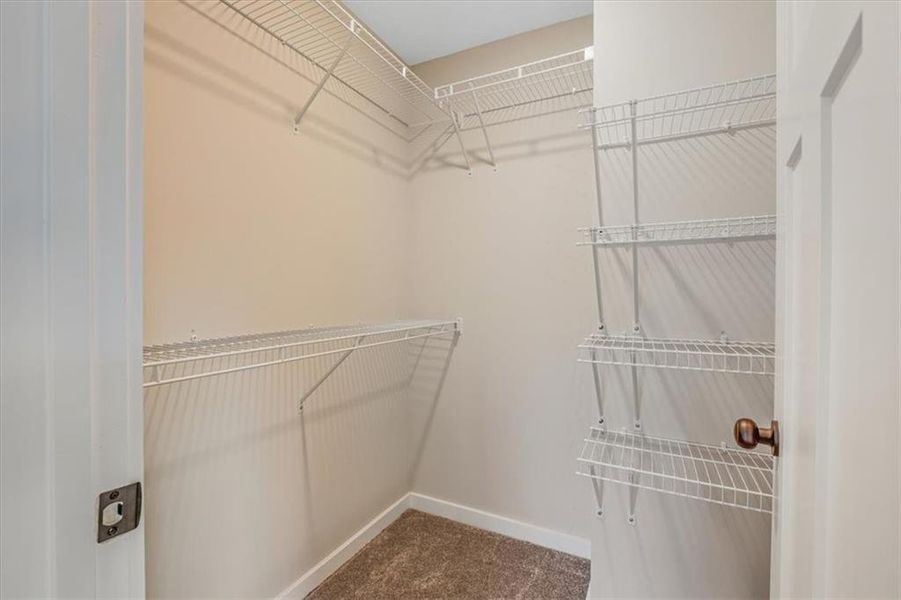 Spacious, unfurnished interior of a new home in , Aragon (Image 23).