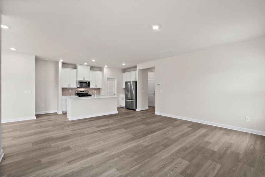 Spacious, unfurnished interior of a new home in Cypress Ridge - The Coastline Series, Longs (Image 17).