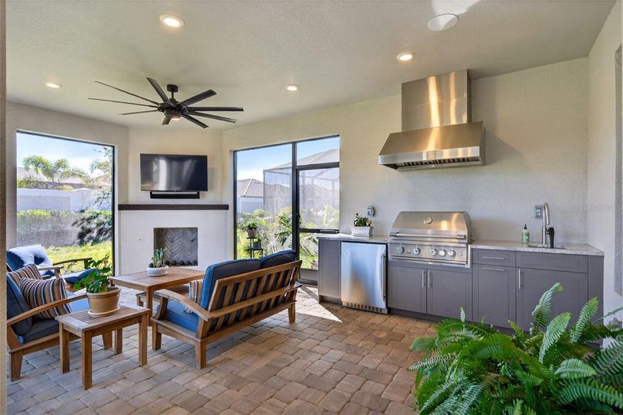 Furnished interior view inside a new home in , Bradenton (Image 11).