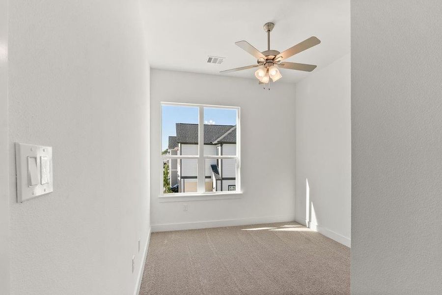 Spacious, unfurnished interior of a new home in , Houston (Image 29).