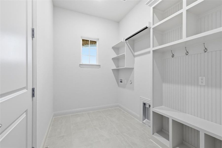 Mudroom with baseboards
