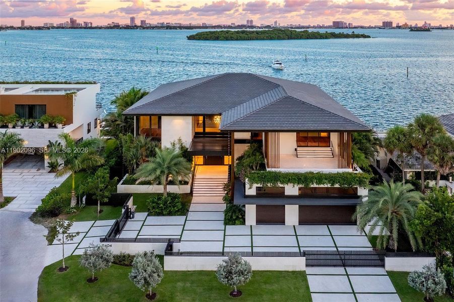 Exterior details and patio area of a home in , North Miami (Image 35).