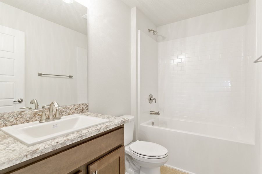 Representative furnished interior of a home built from the 2705 by Adams Homes in Winding Oaks, Weeki Wachee (Image 11).