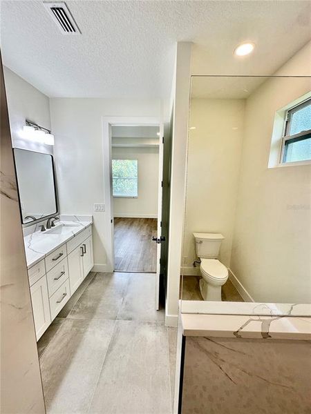 Image 27 of a home in .